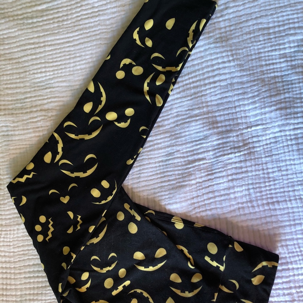 Gently Used Lula Roe Halloween Leggings